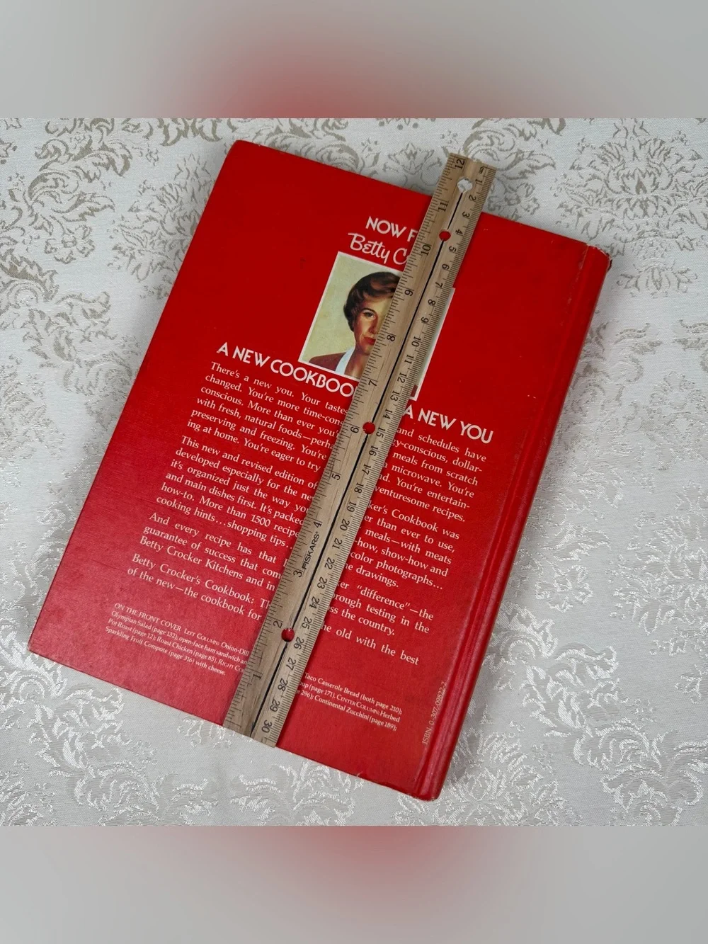 Vintage Betty Crocker Red Hardcover Cookbook , 1982, Classic